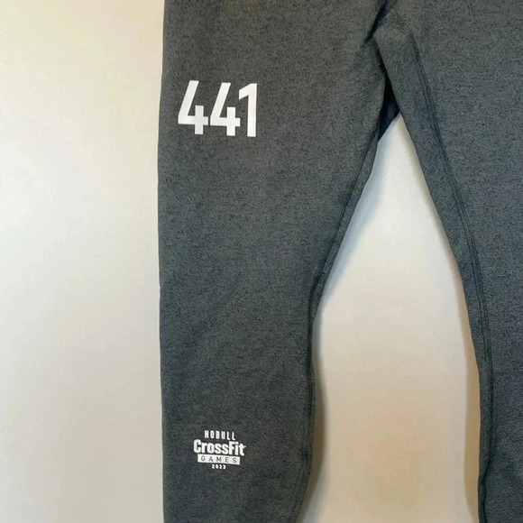 NWT NOBULL sage green leggings  L - Picture 2 of 6